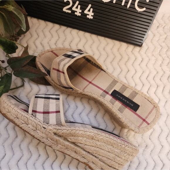 BURBERRY NOVACHECK PLAID CANVAS JUTE ESPADRILLES SIZE 37 6.5/7 - Picture 2 of 10